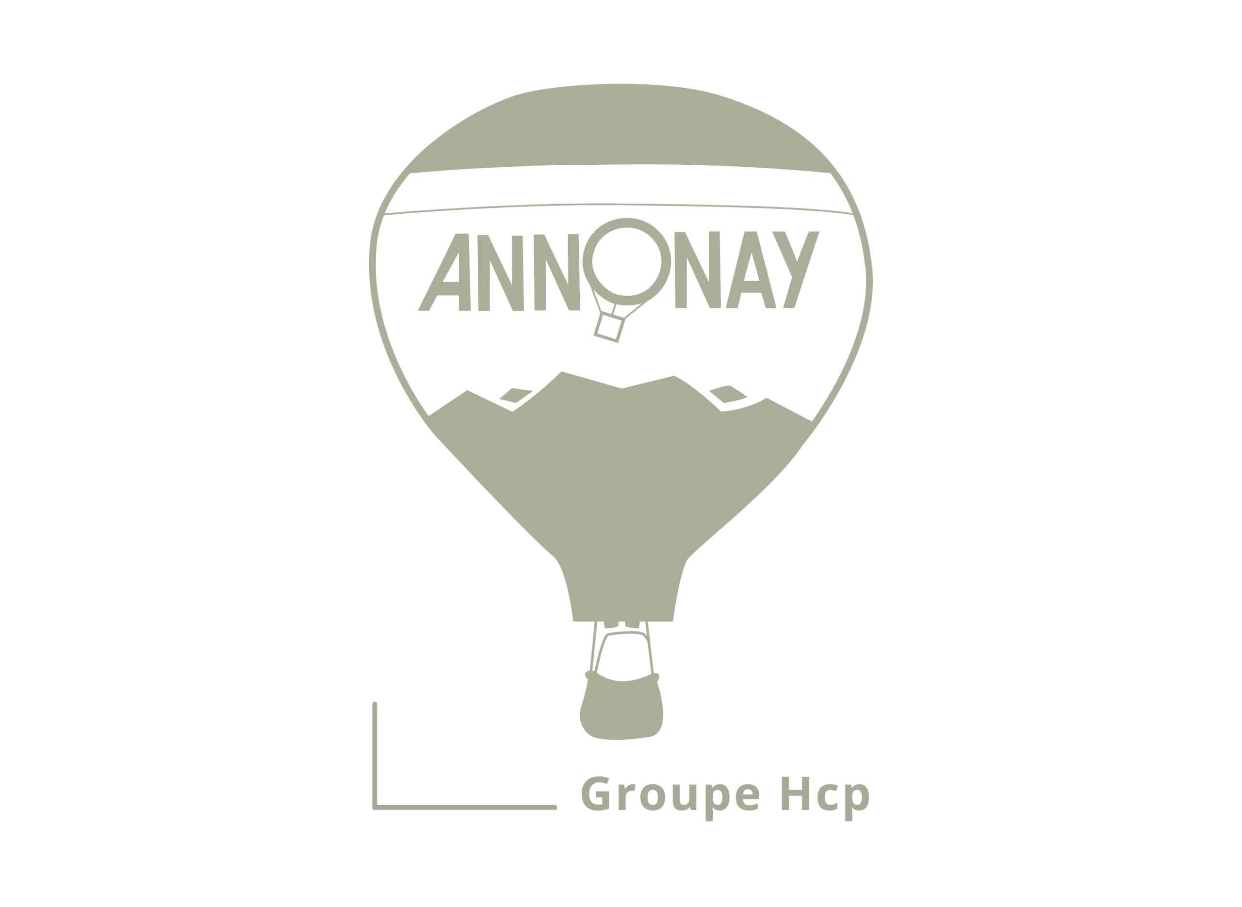 Montgolfière avec l’inscription « ANNONAY » et le logo « Groupe Hcp » en dessous.